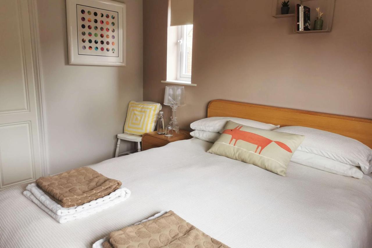 Walton Crescent Bed and Breakfast Winford Buitenkant foto